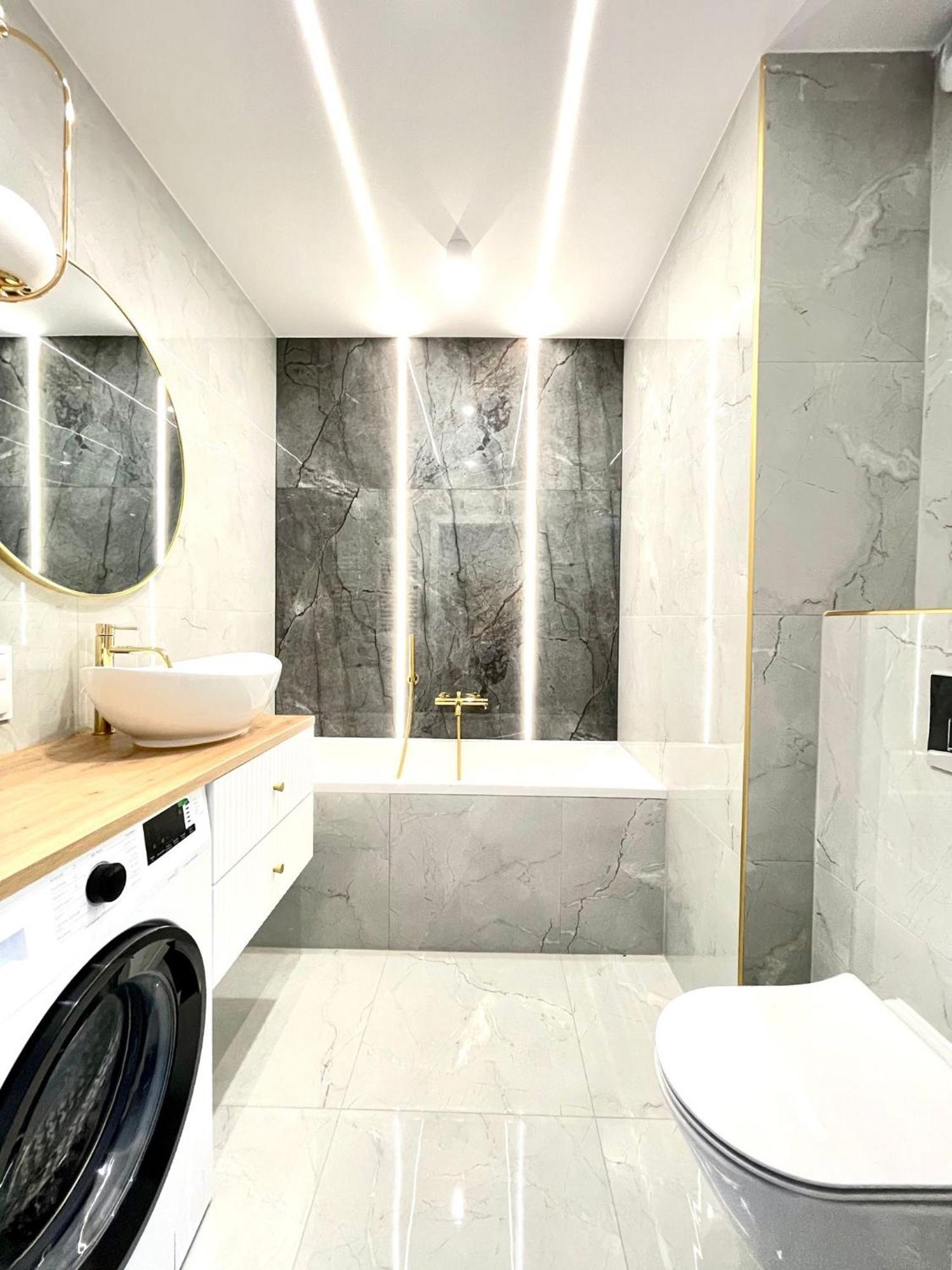 3 Bedrooms Premium Bella Blue For 8 Guests With Ac And Free Out Side Parking Rzeszów Exterior foto